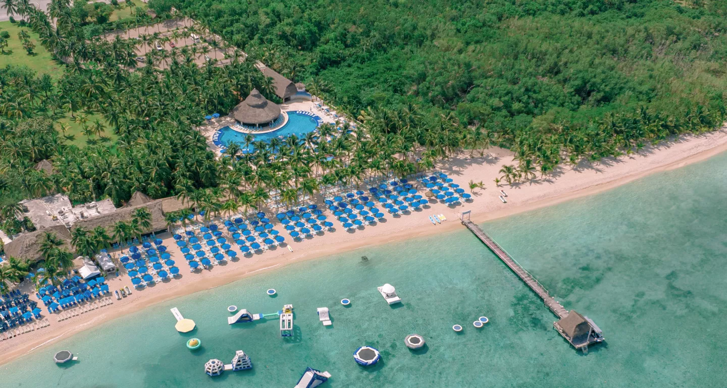 The best all inclusive beach club in Cozumel Paradise Beach Cozumel